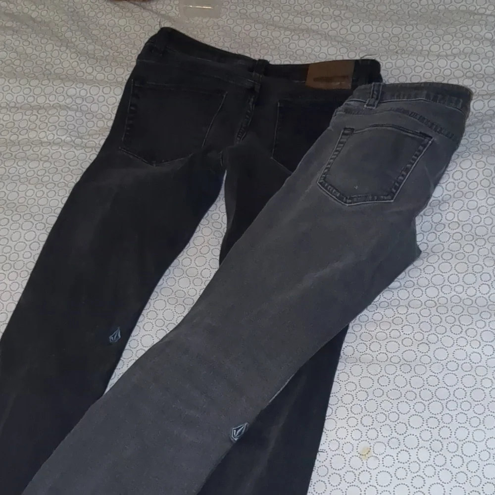 Volcom - Picture 2 of 2